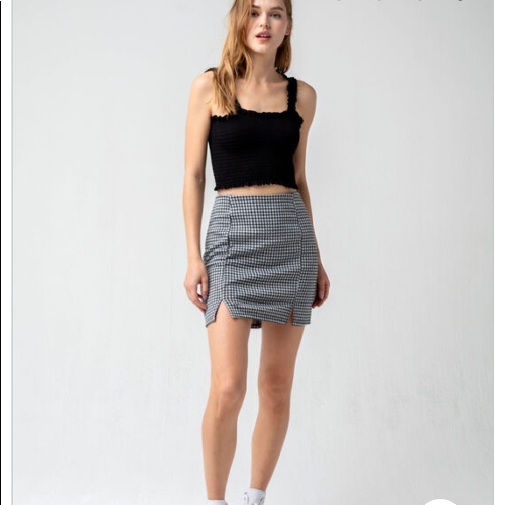 nwt sky and Sparrow crop top - Picture 4 of 4